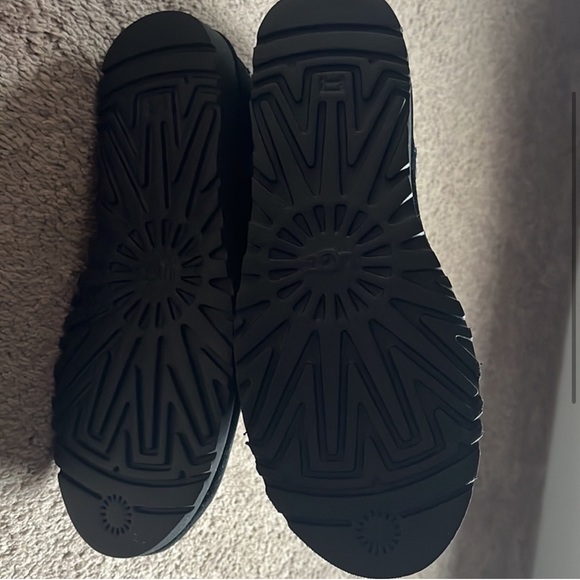 Uggs women classic unlined mini - Picture 3 of 3